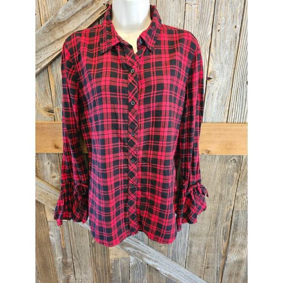 Beach Lunch Lounge Tops - Buffalo plaid red black lightweight button up flannel sz M girly flared sleeve